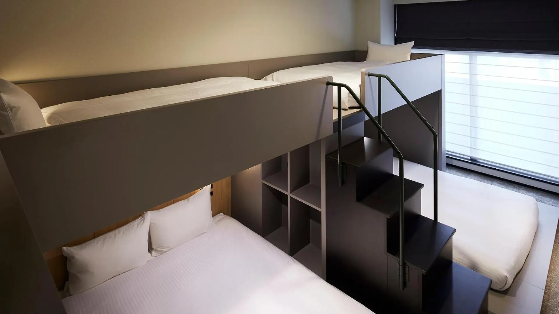 Minn Nihonbashi Suitengumae Tokyo Japan