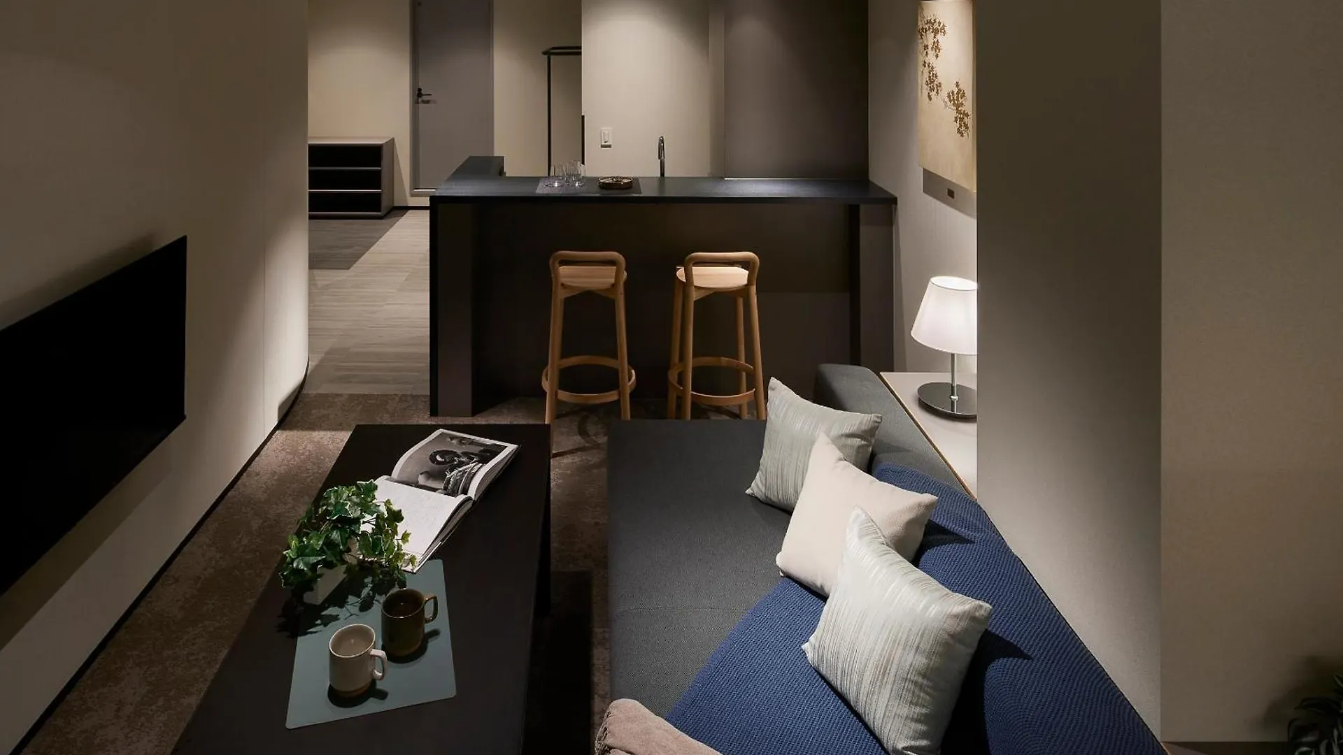 Minn Nihonbashi Suitengumae Tokyo Japan