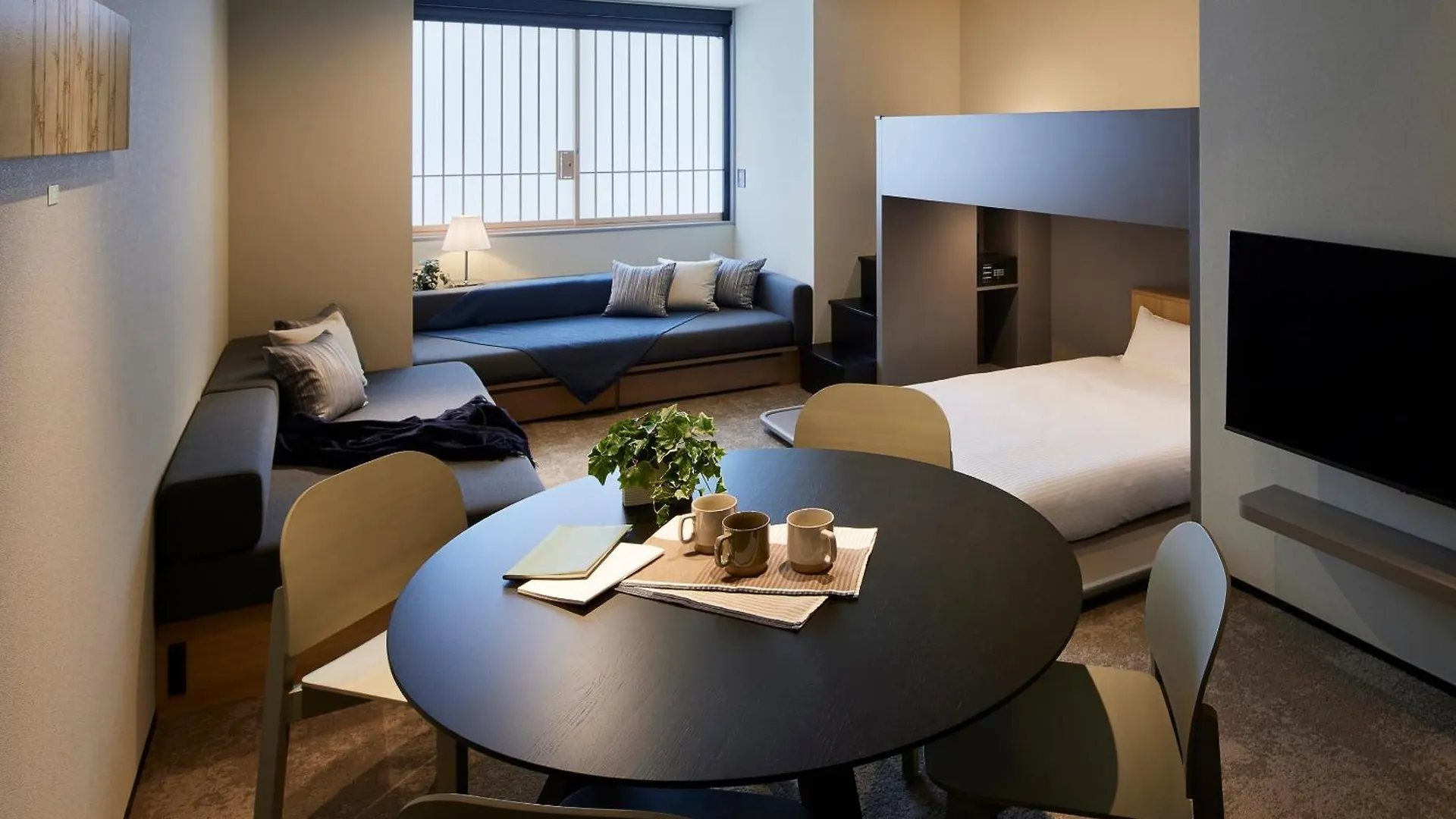 Minn Nihonbashi Suitengumae Tokyo Japan